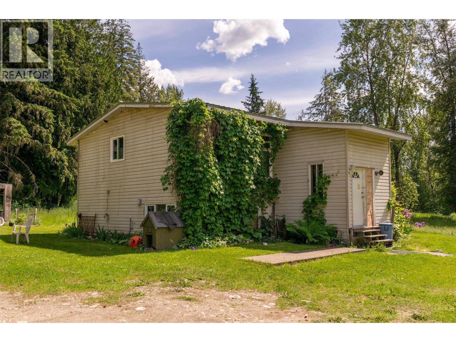 34 West Poirier Road - 2