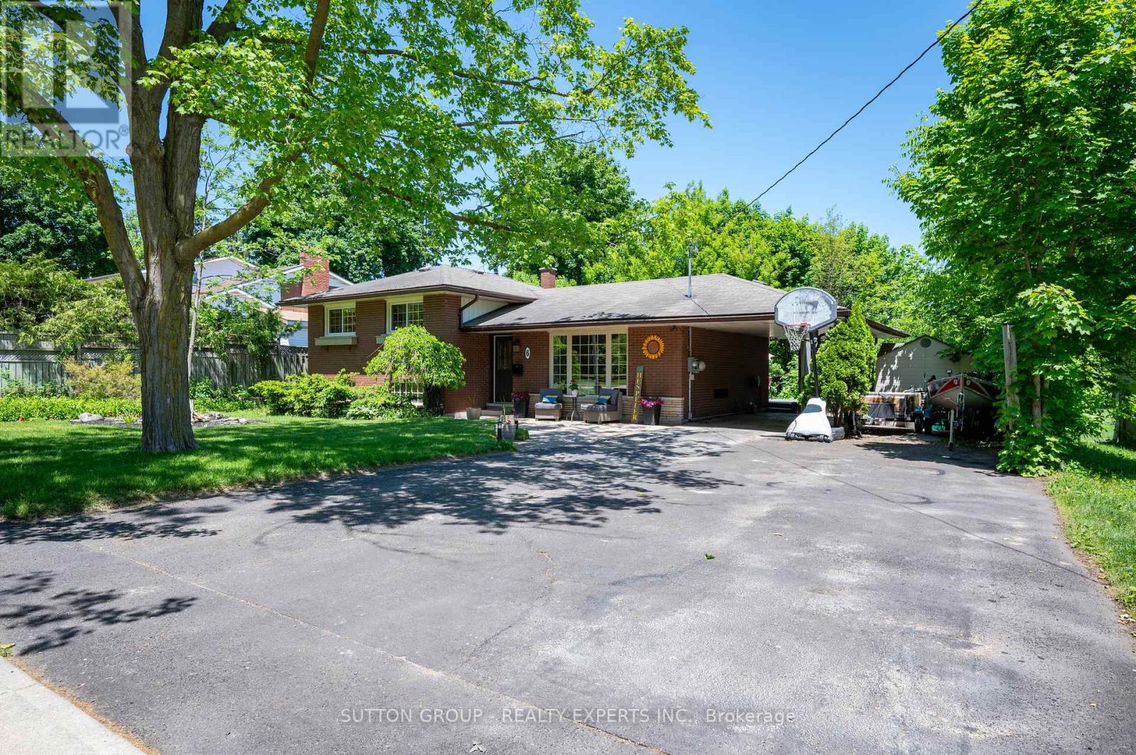 6 GERRARD AVENUE - Image 3