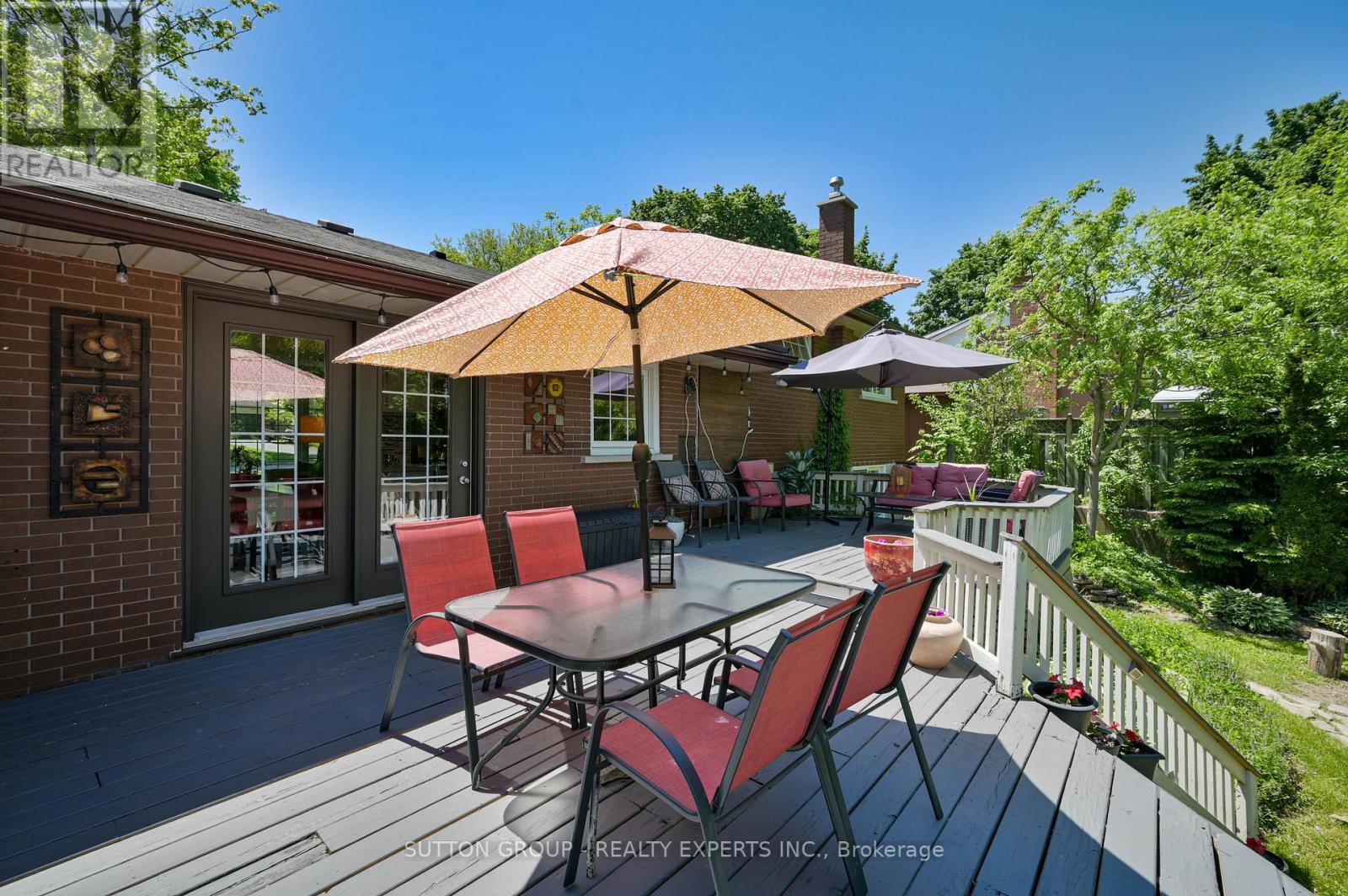 6 GERRARD AVENUE - 30