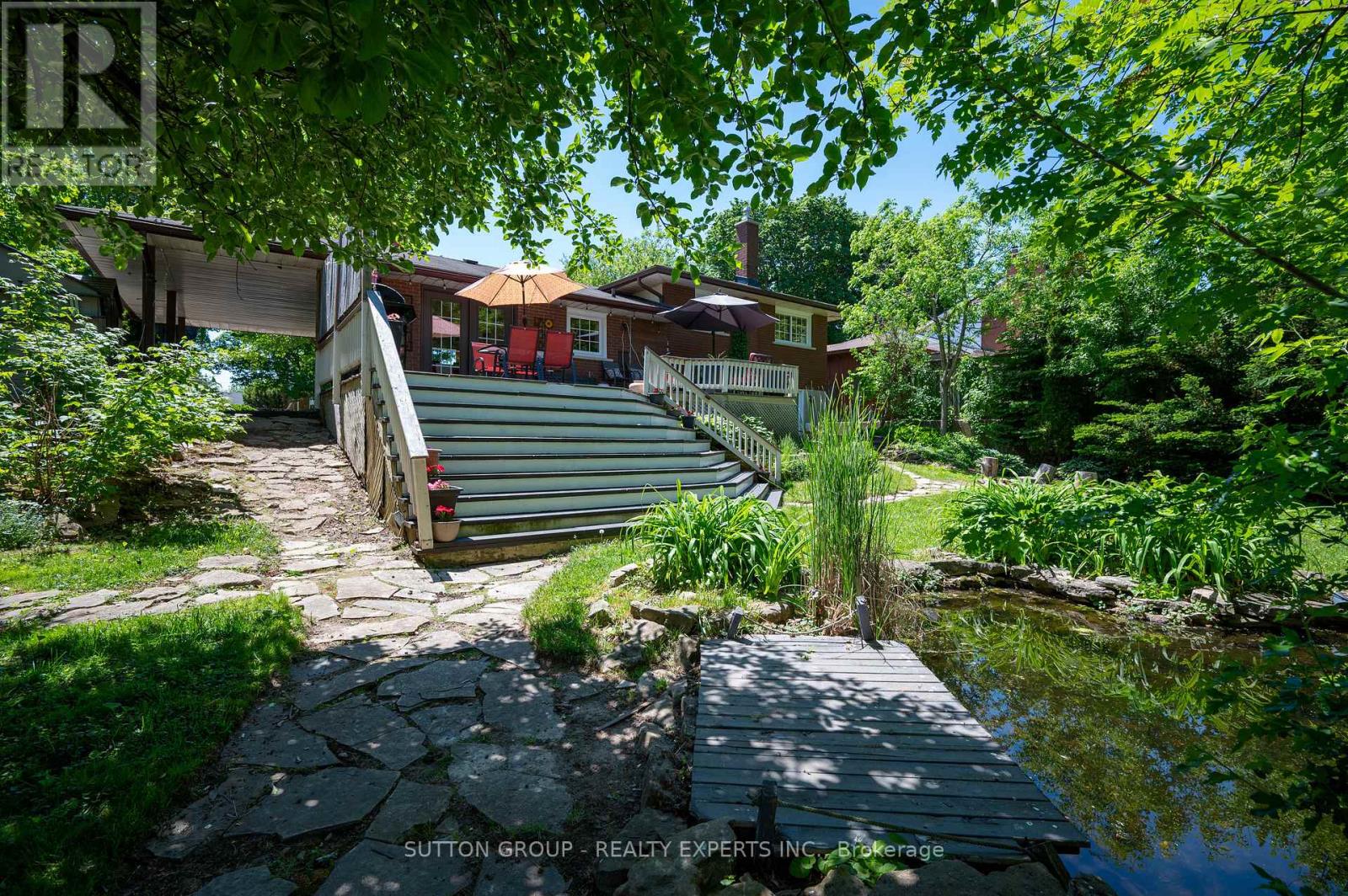 6 GERRARD AVENUE - 38