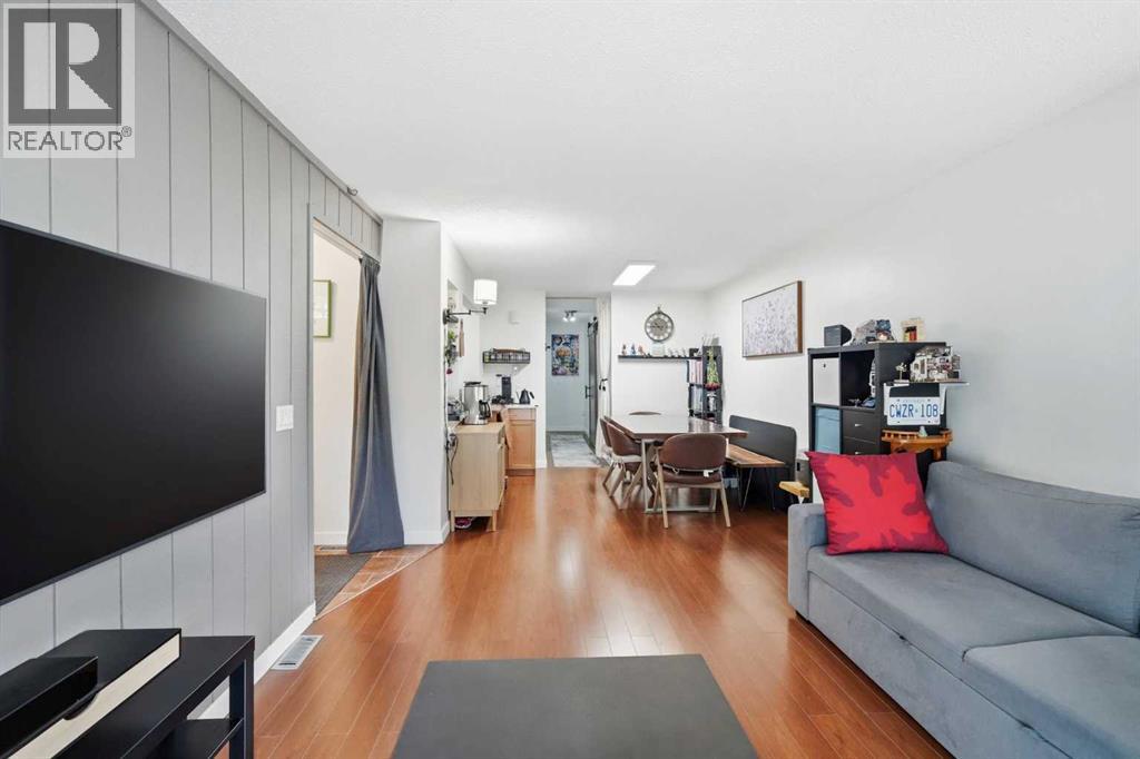 #411 3500 Varsity Drive NW - Image 2