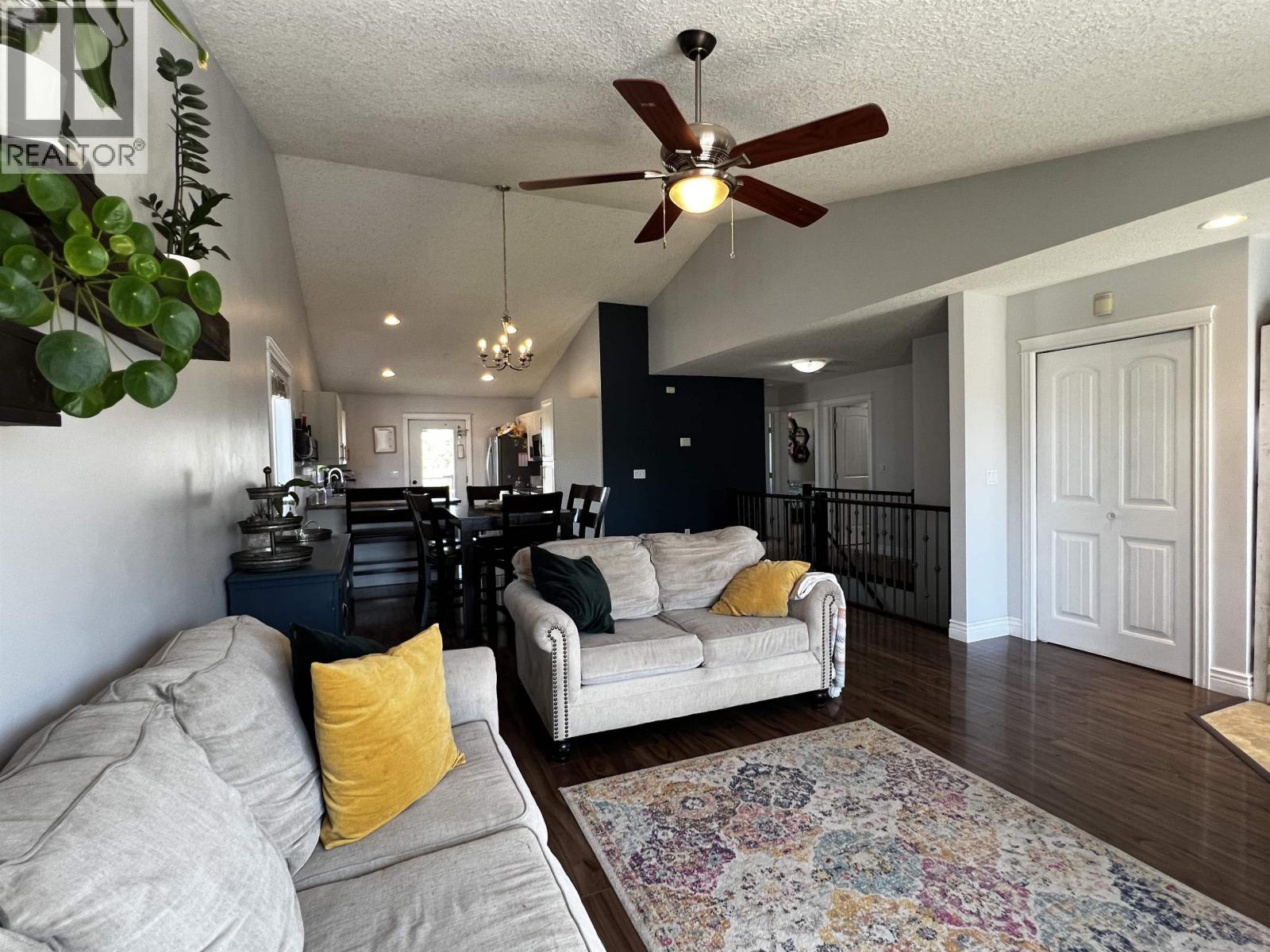 9712 118 AVENUE - 10
