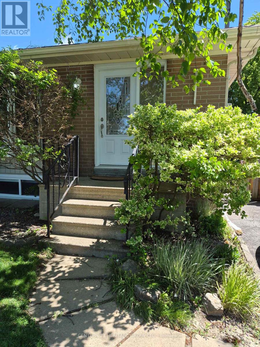 Photo of 69 LINDSAY AVENUE