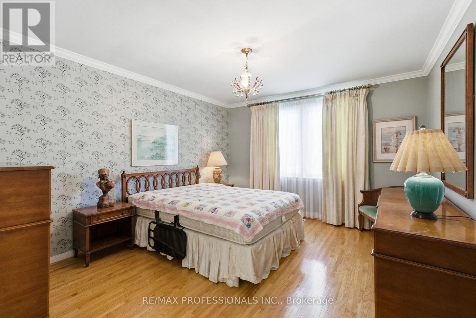109 PRINCESS MARGARET BOULEVARD - 18