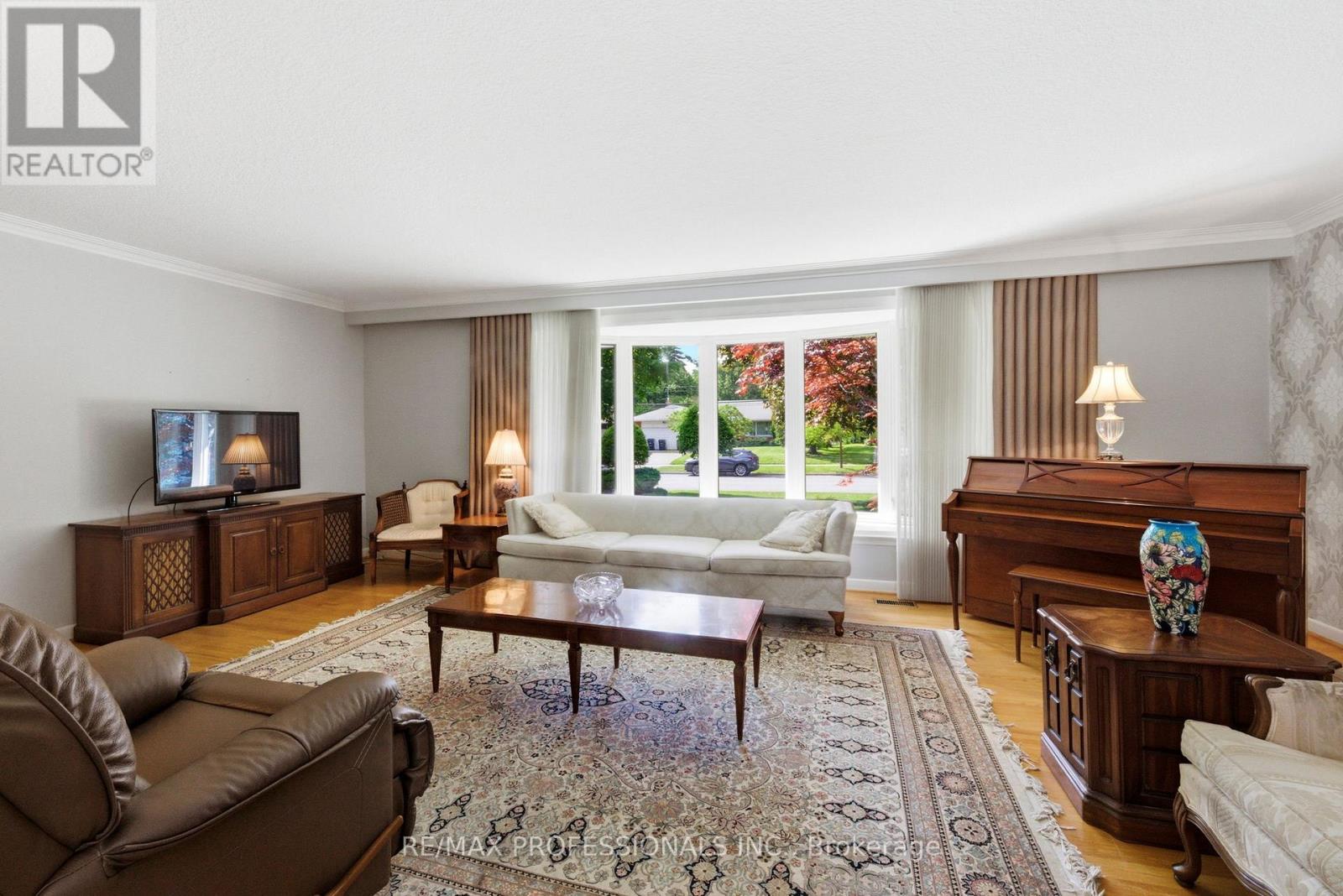109 PRINCESS MARGARET BOULEVARD - 9