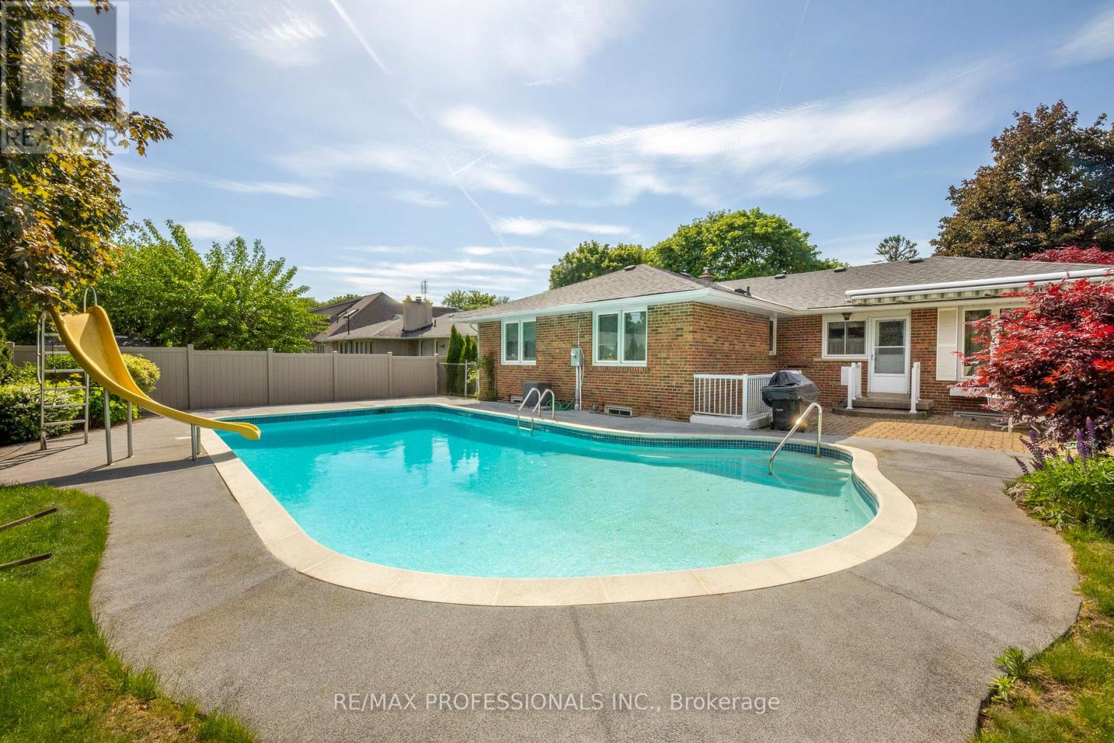 109 PRINCESS MARGARET BOULEVARD - 34