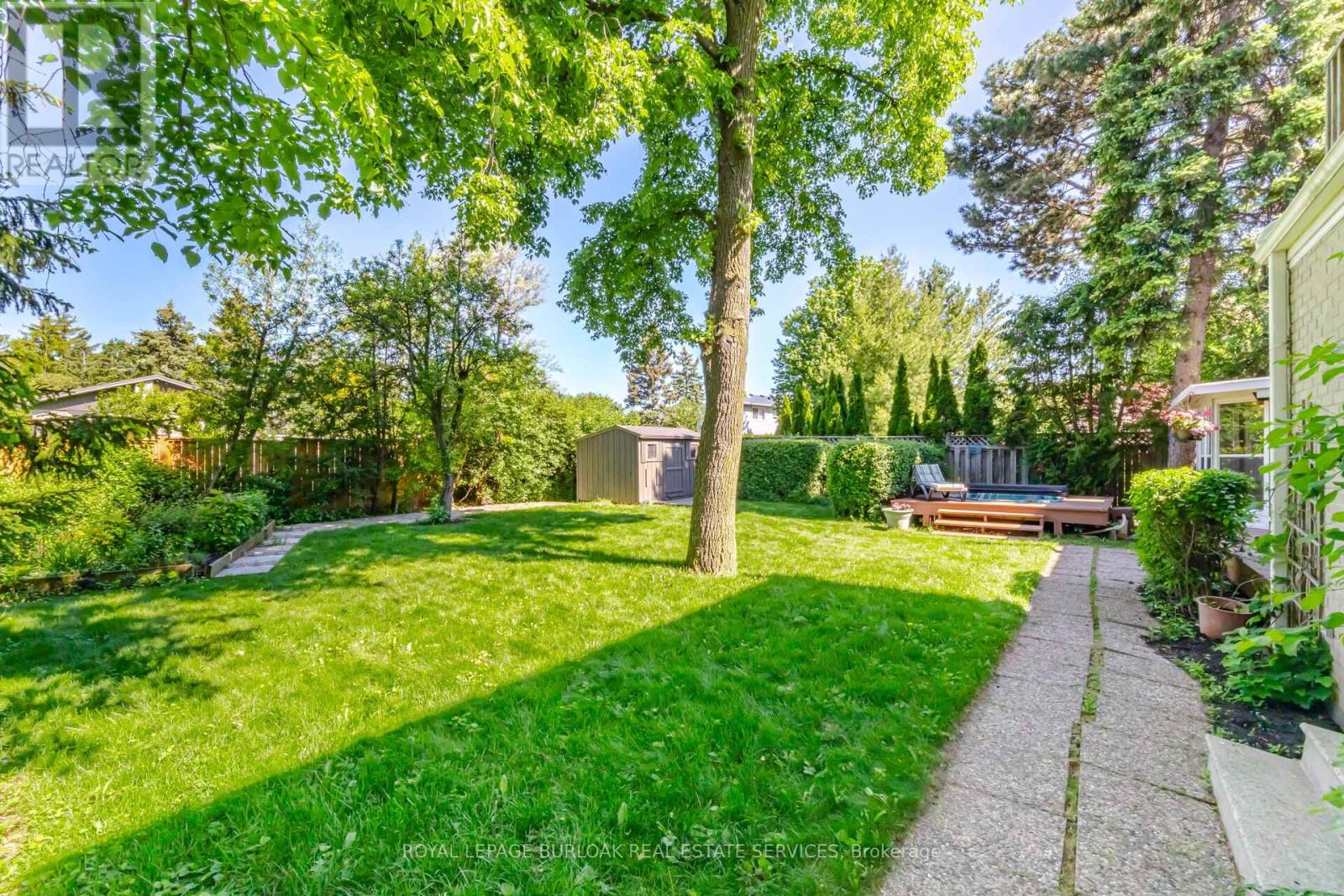 525 GRAND BOULEVARD - 40