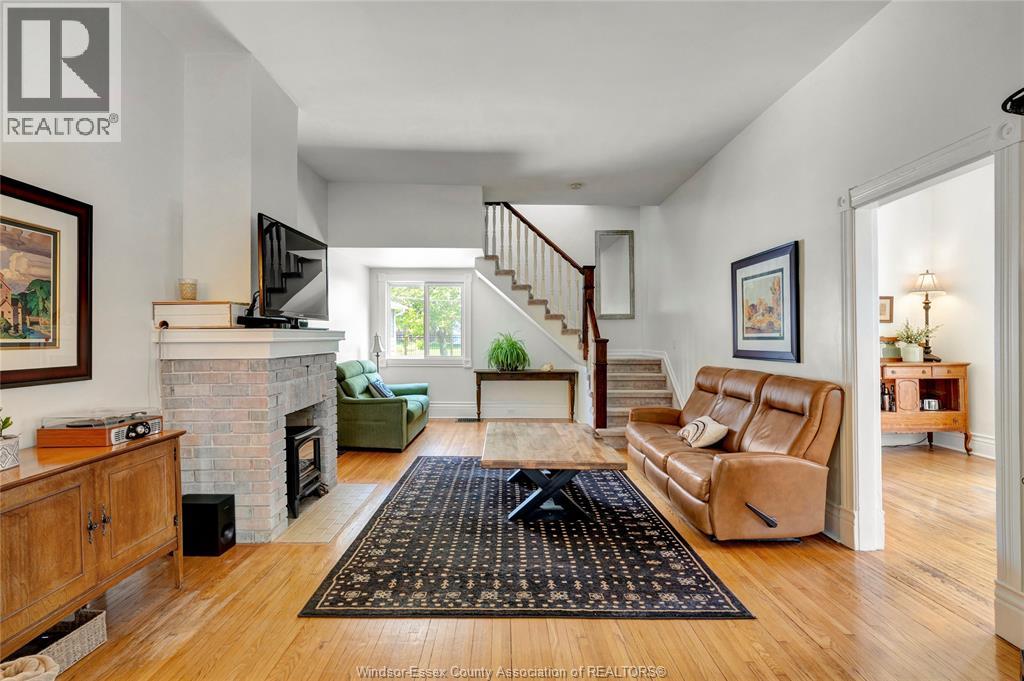 235 DIVISION STREET South - 7