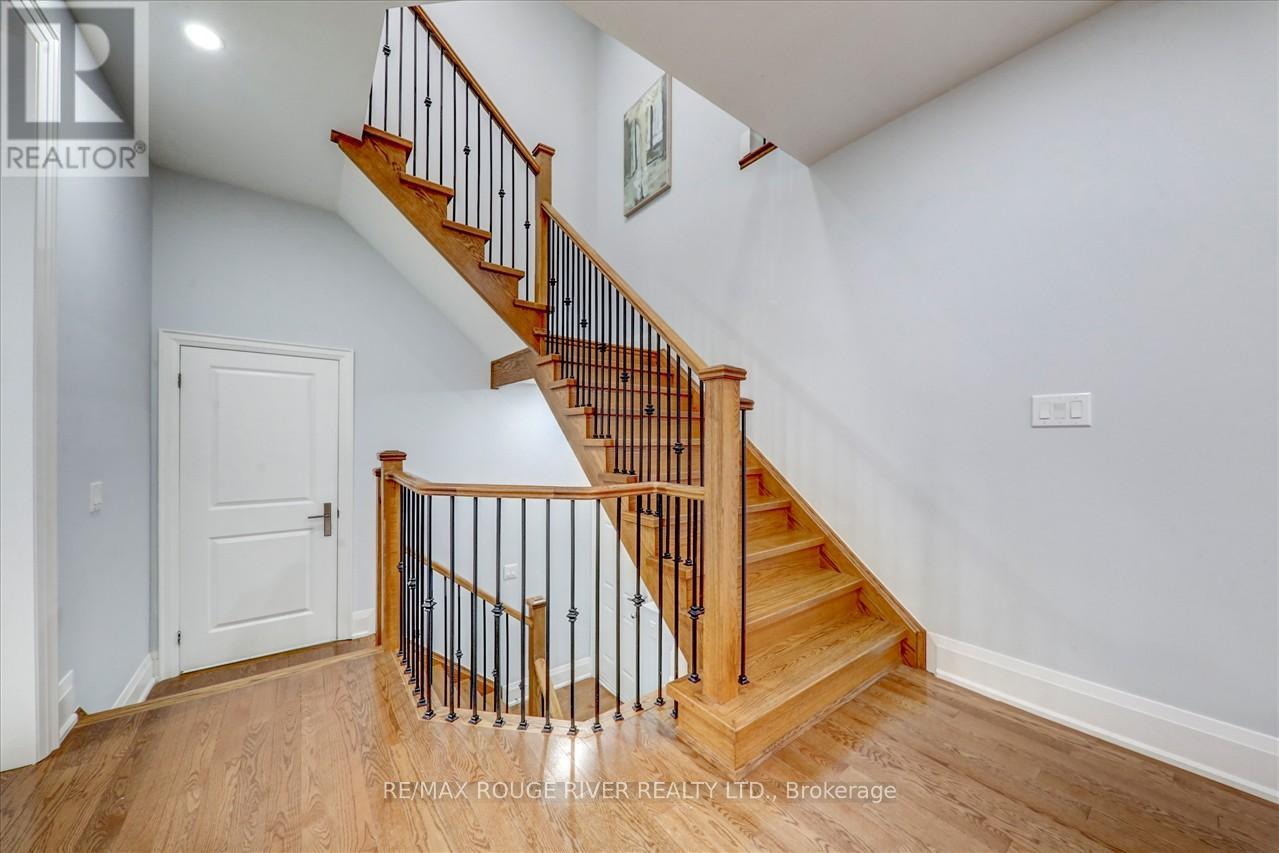 21 ROLLING ROCK WAY - 21