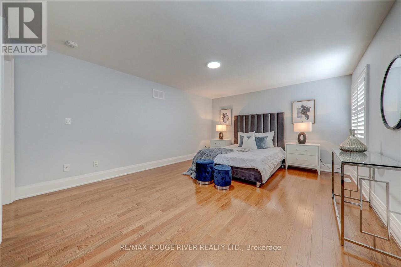 21 ROLLING ROCK WAY - 25