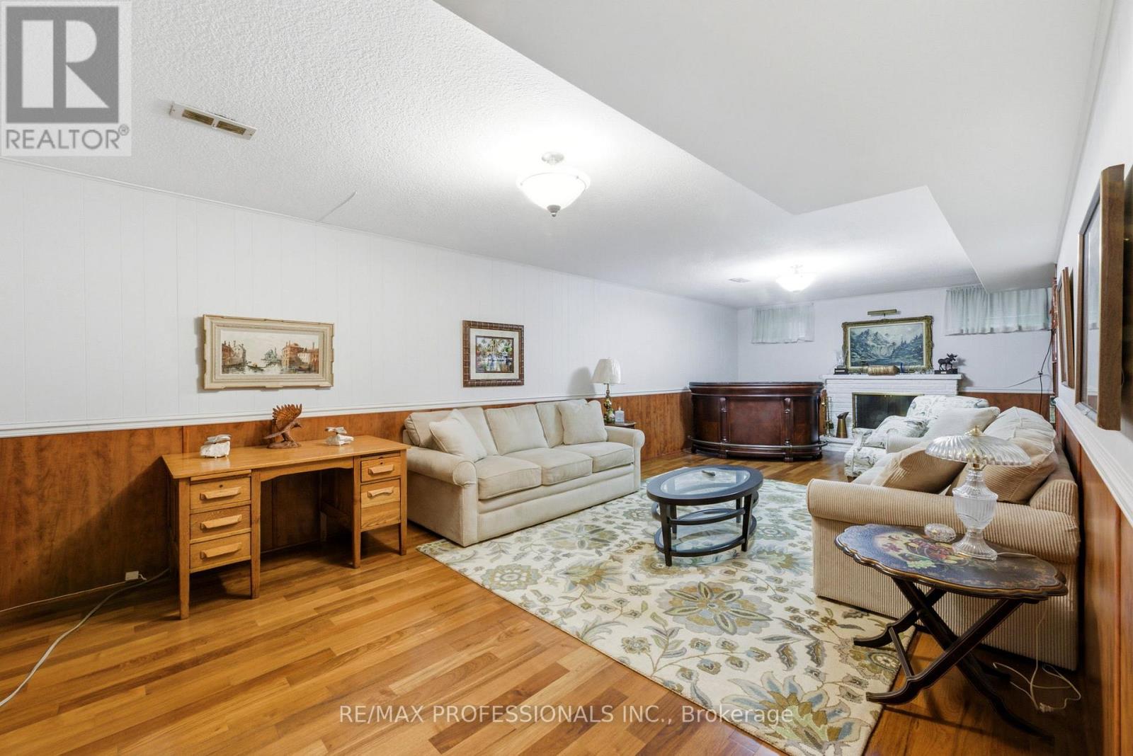 109 PRINCESS MARGARET BOULEVARD - 27