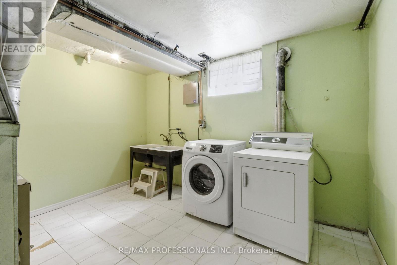 109 PRINCESS MARGARET BOULEVARD - 28