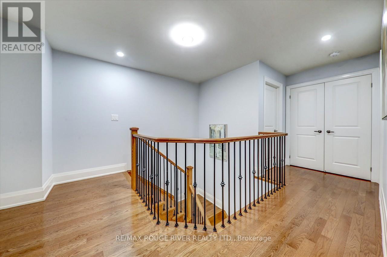21 ROLLING ROCK WAY - 23