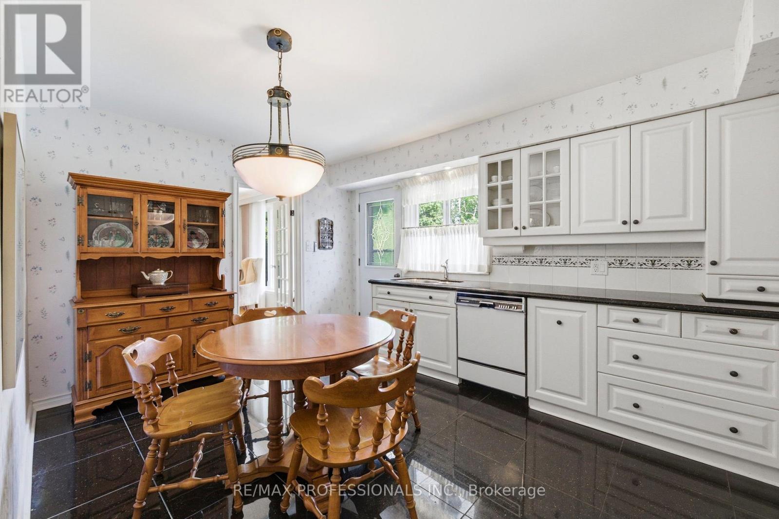 109 PRINCESS MARGARET BOULEVARD - 14