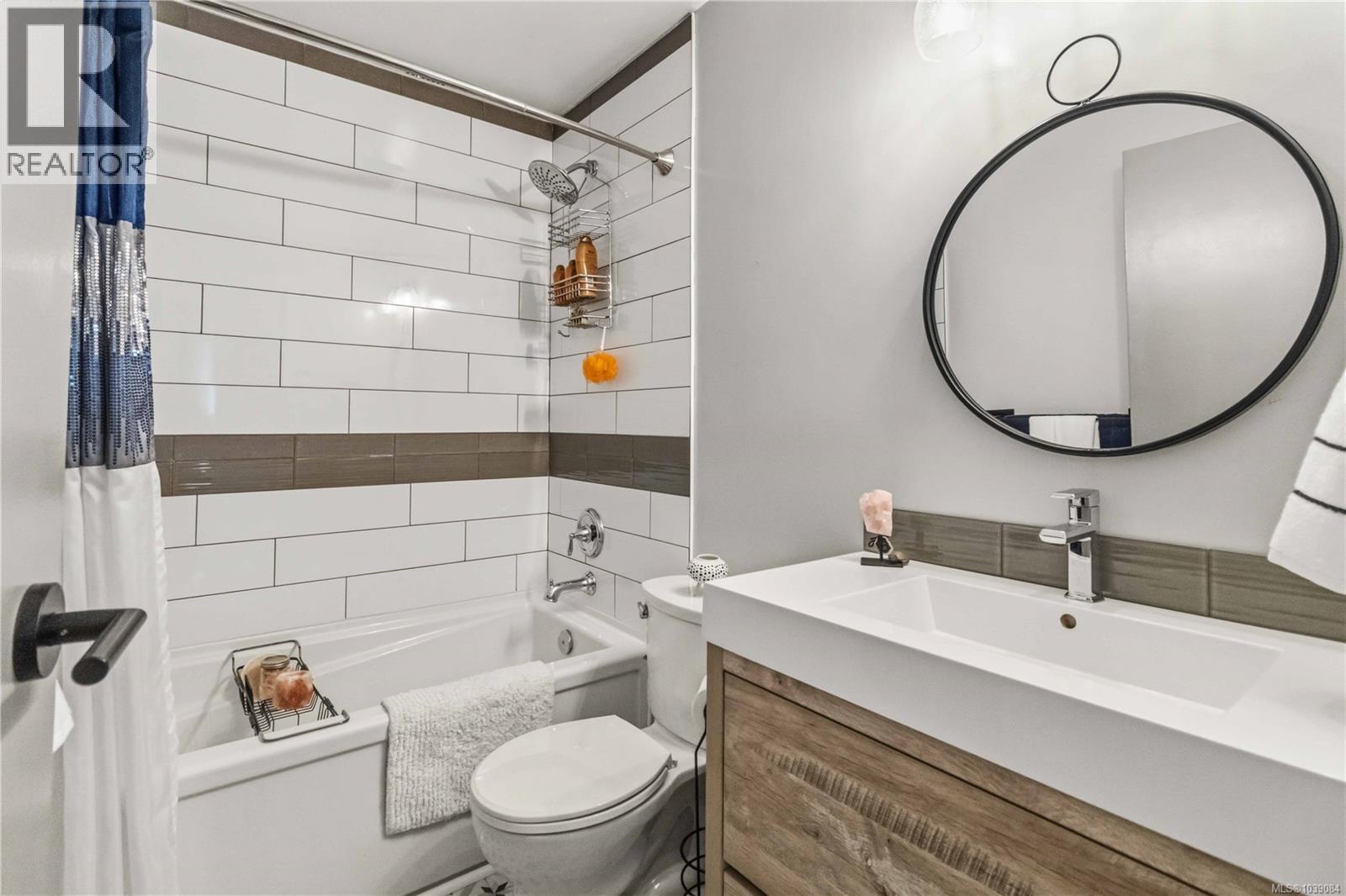 584 Stornoway Dr - 23