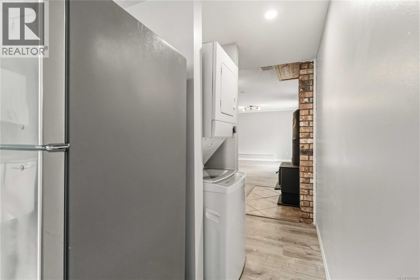 584 Stornoway Dr - 41