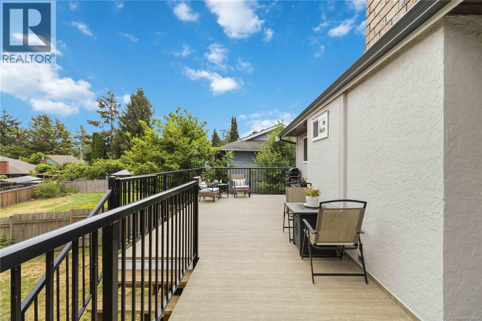 584 Stornoway Dr - 42