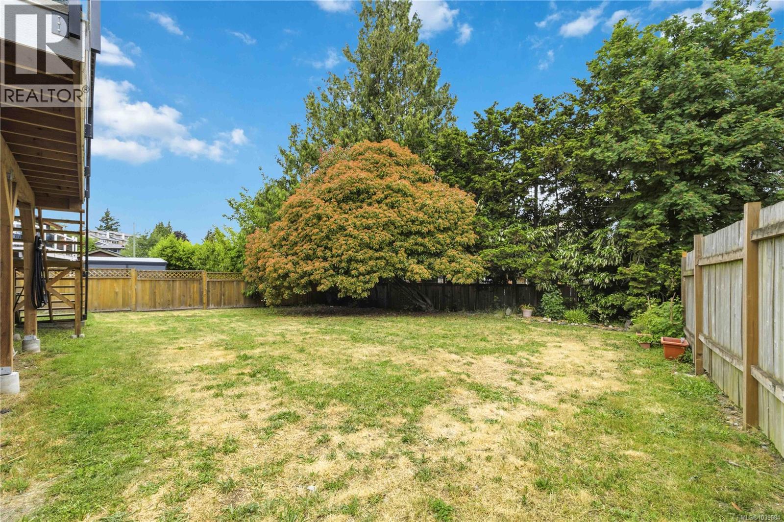 584 Stornoway Dr - 46