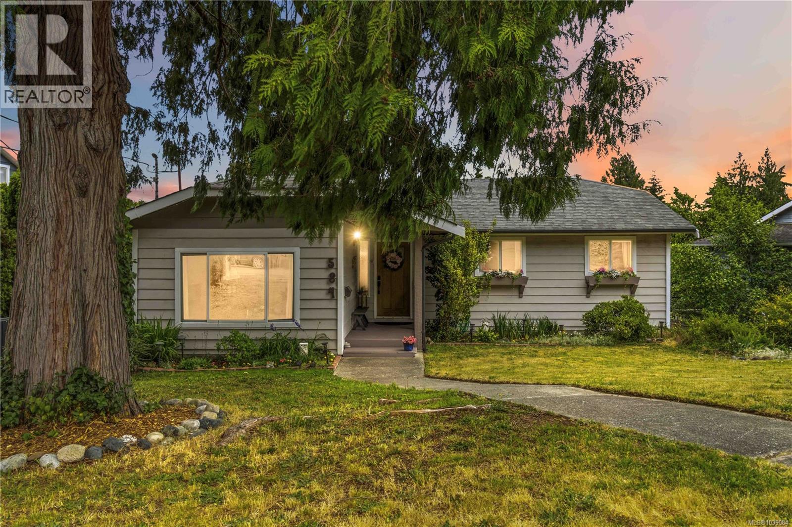 584 Stornoway Dr - 48
