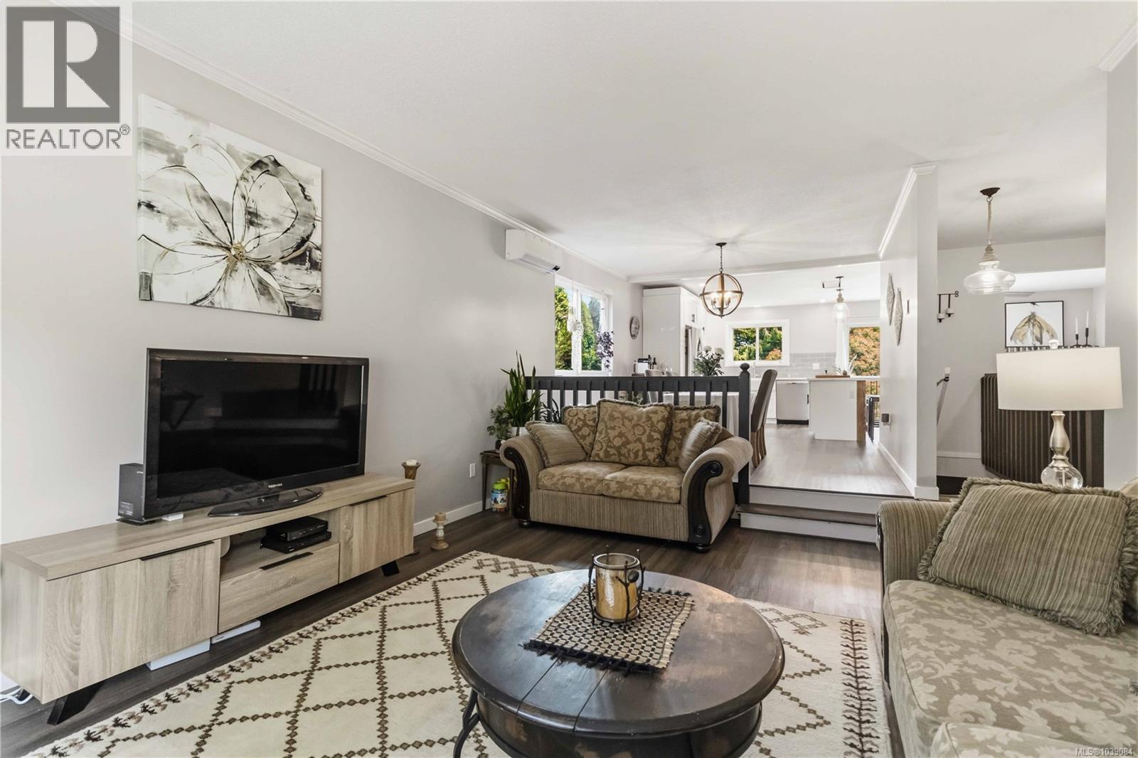 584 Stornoway Dr - 8