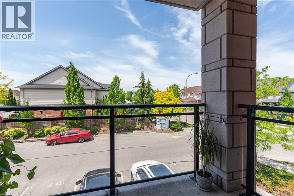#205 155 COMMONWEALTH Street - 11