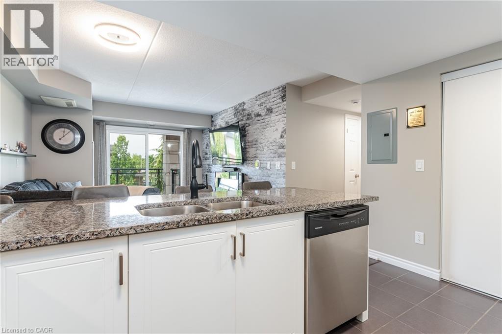 #205 155 COMMONWEALTH Street - 27