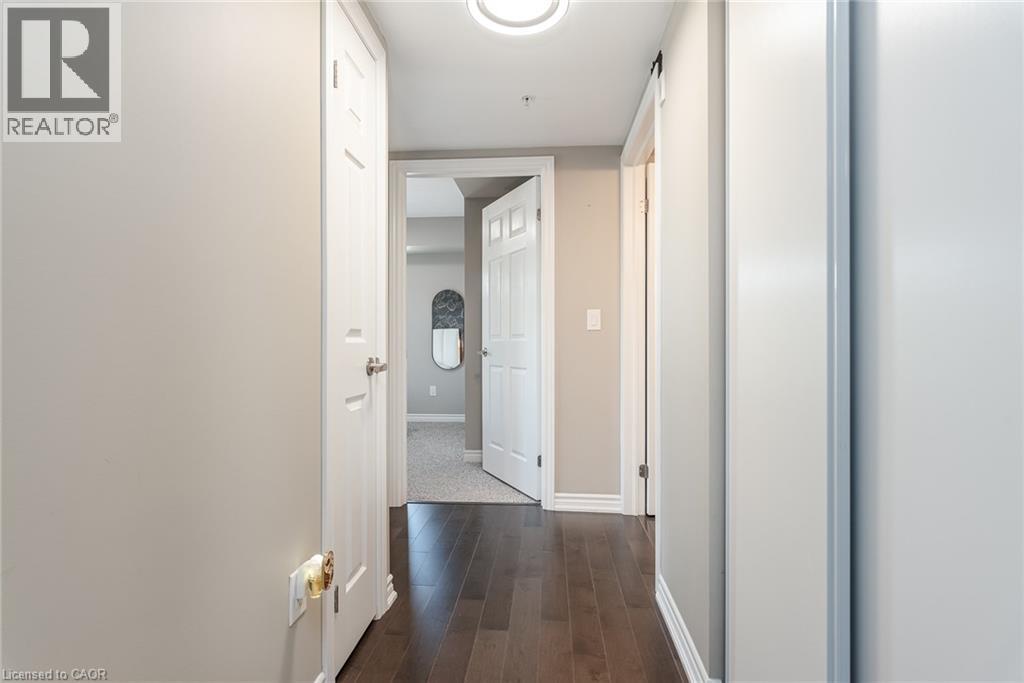 #205 155 COMMONWEALTH Street - 34