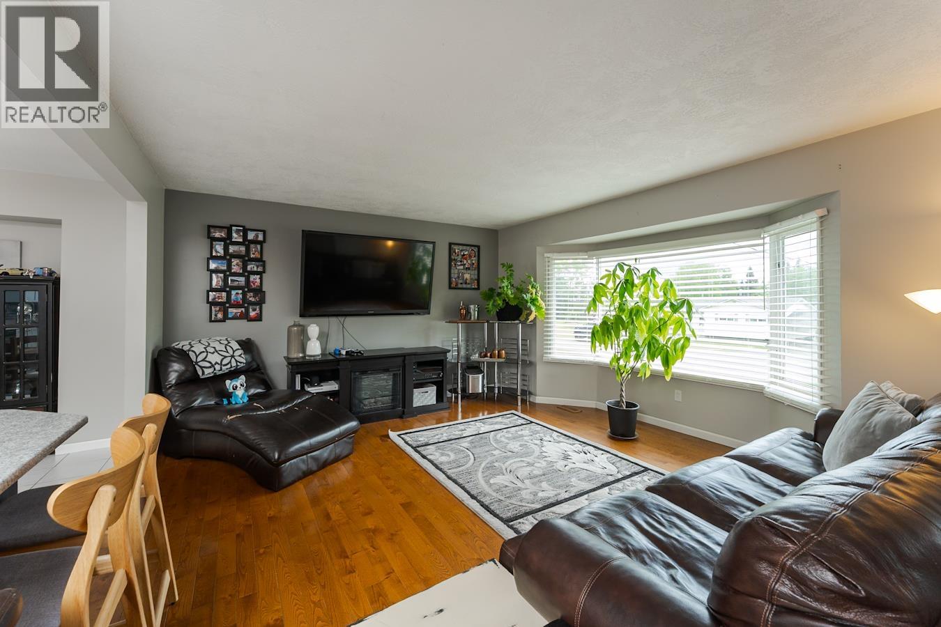 9141 VIKING ROAD - 10