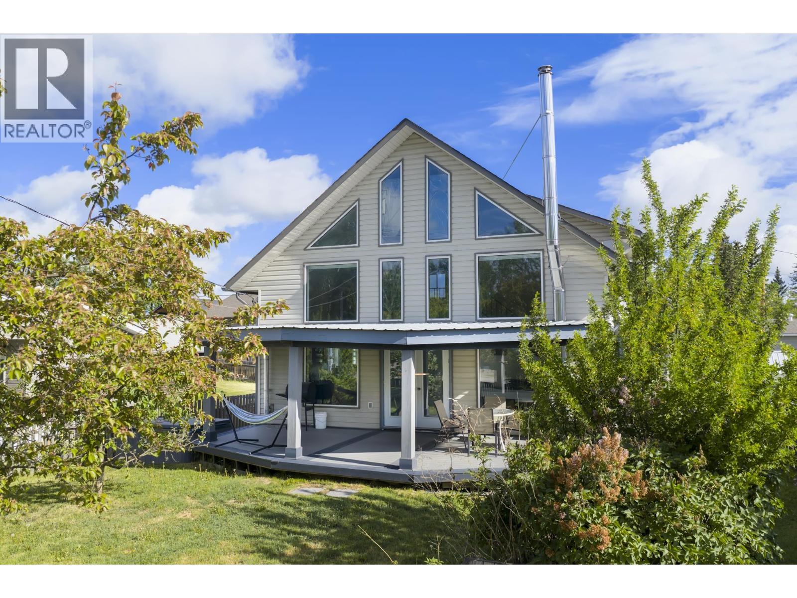 369 STEWART STREET - 35