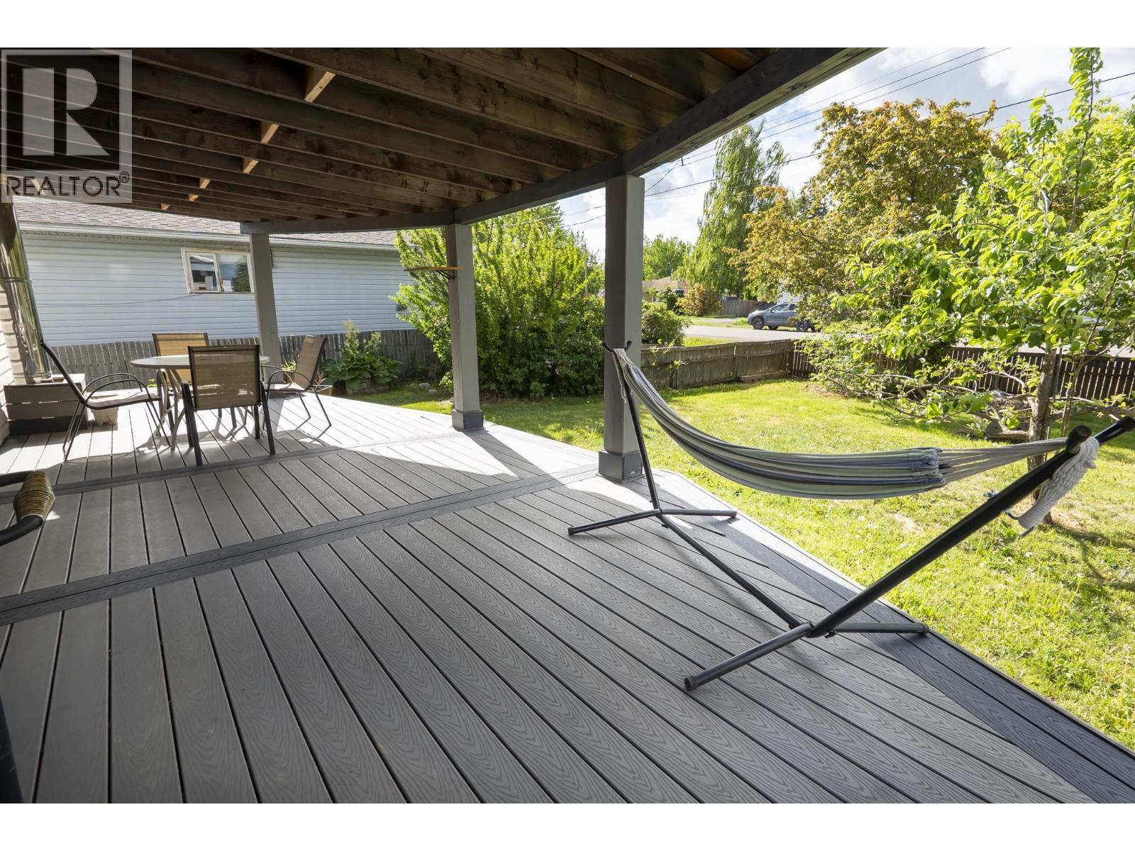 369 STEWART STREET - 34