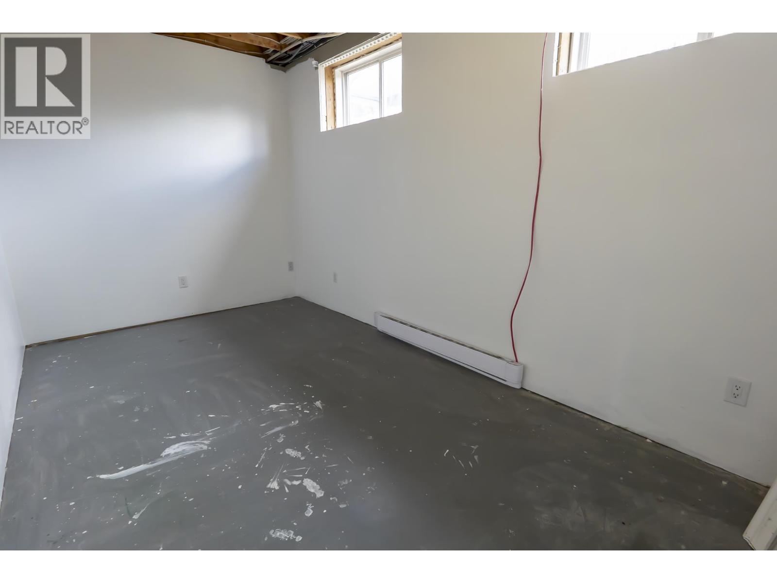 369 STEWART STREET - 31