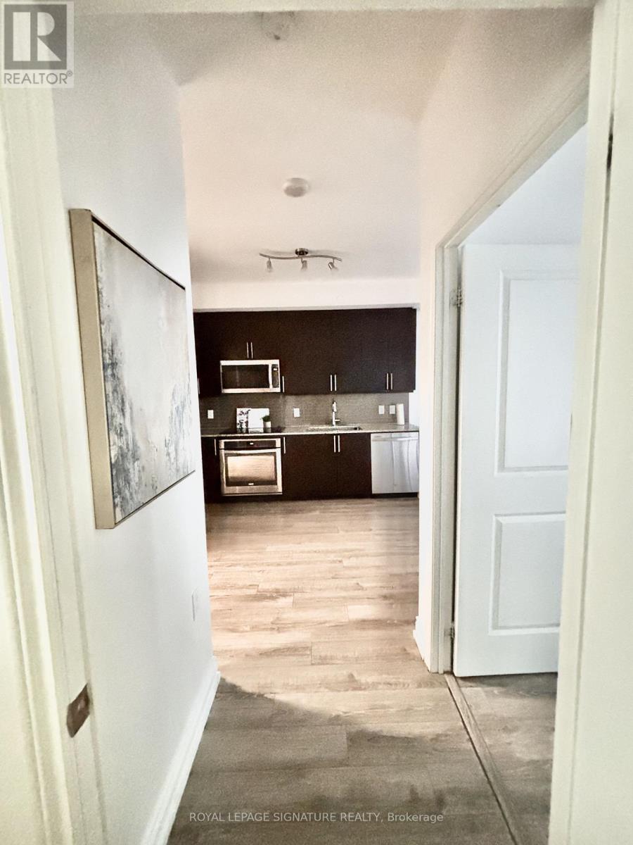 #710 9600 YONGE STREET - 5