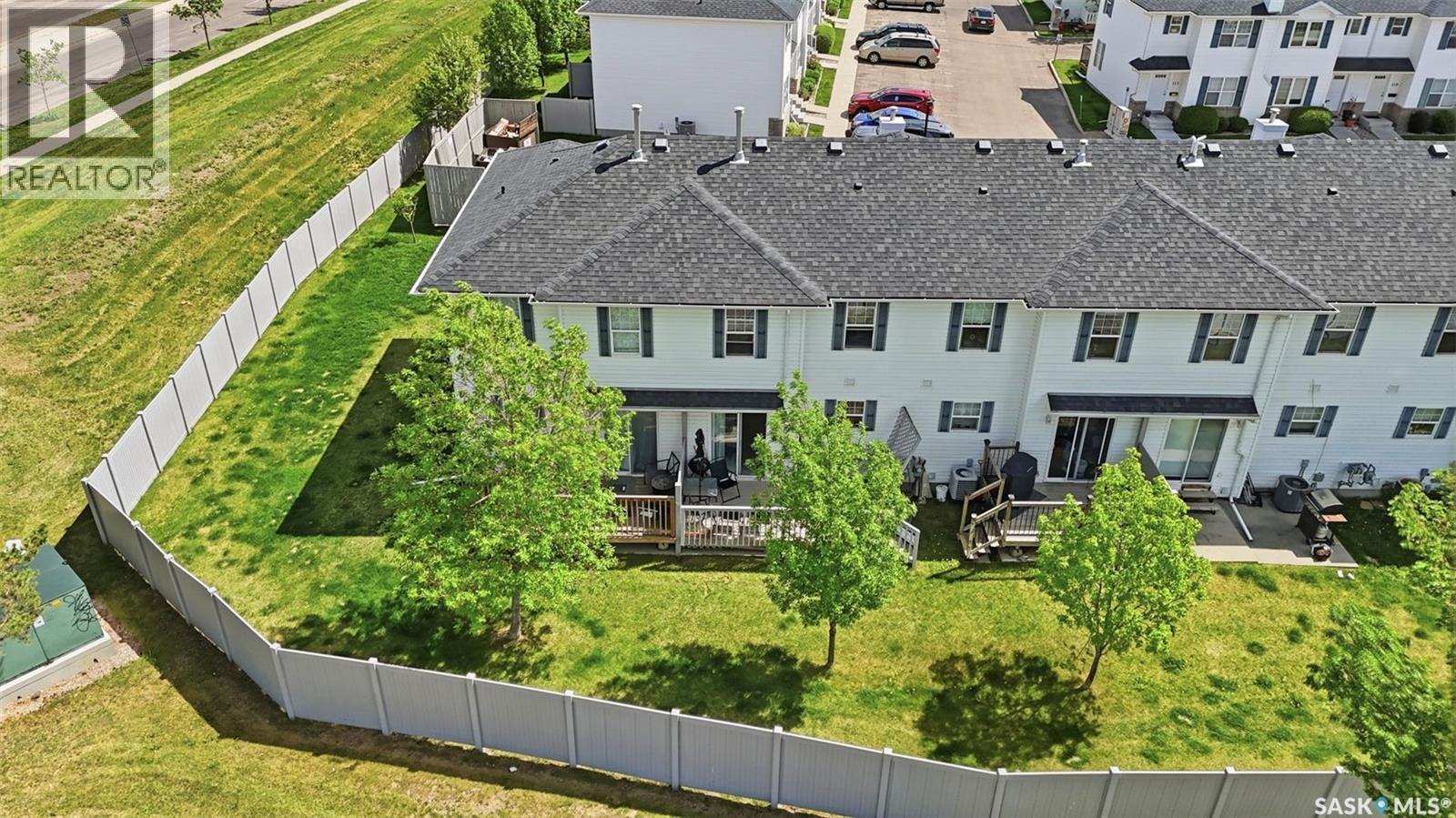 #129 203 Herold TERRACE - 4
