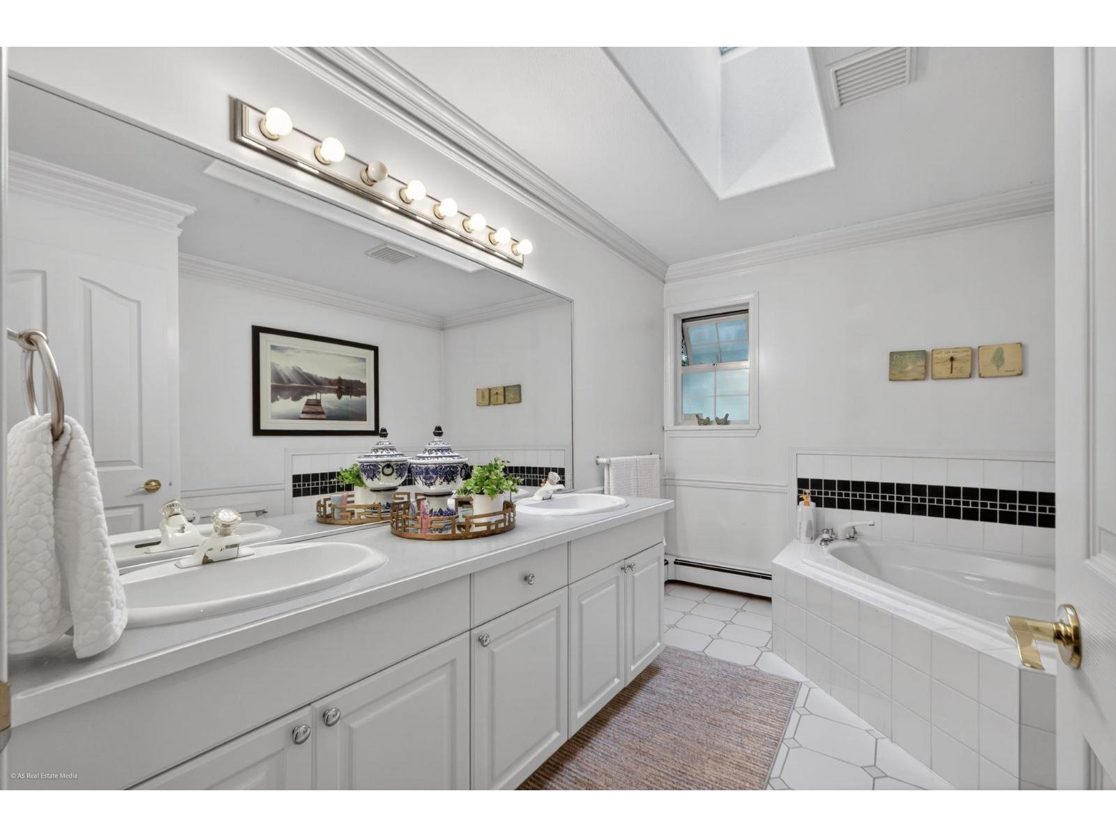 15186 73B AVENUE, Surrey
