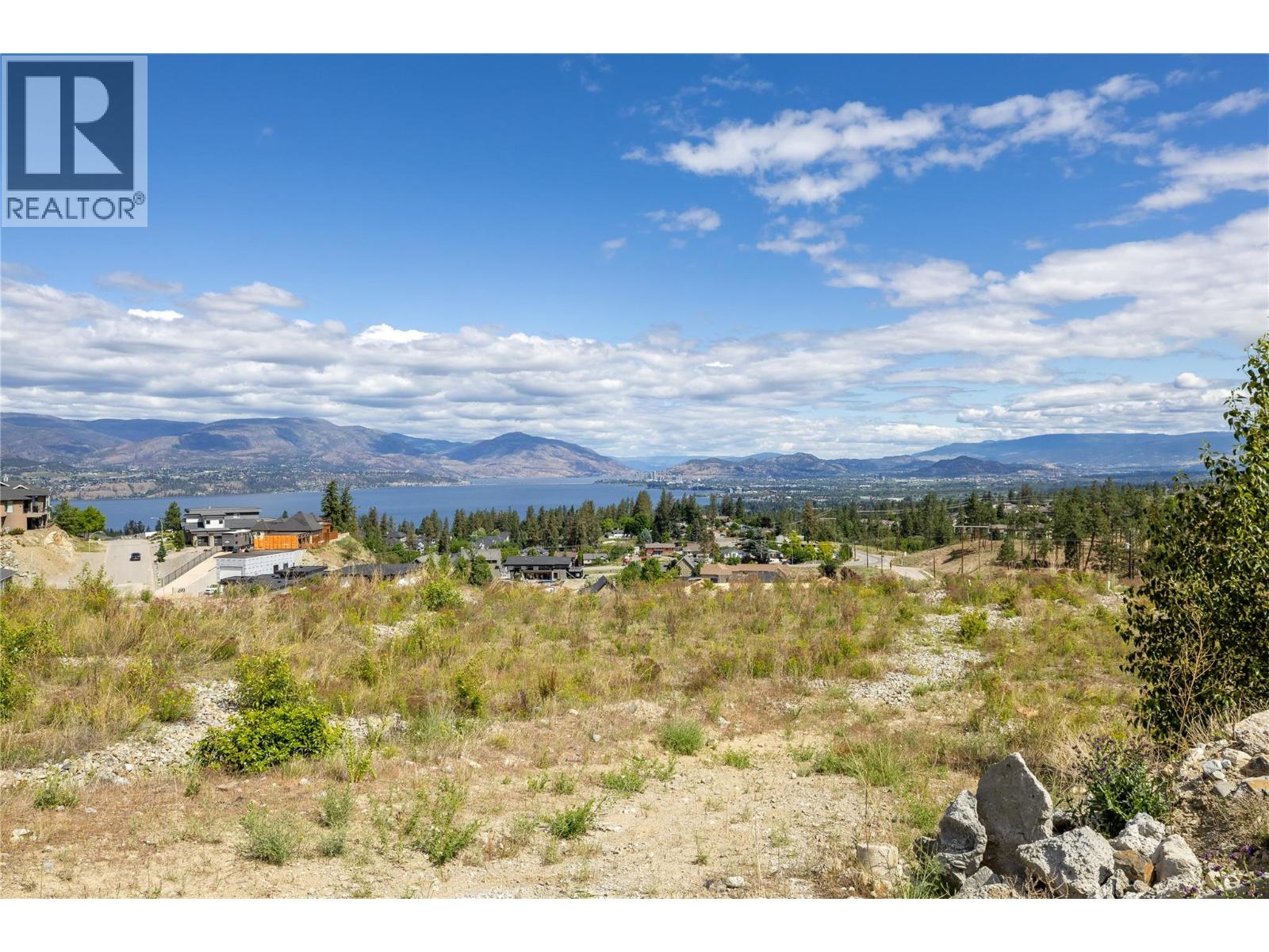 519 Trumpeter Road, Kelowna