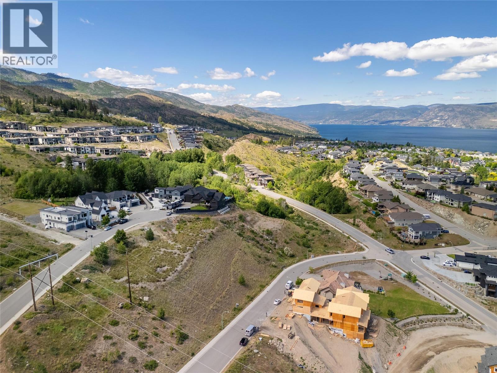519 Trumpeter Road, Kelowna