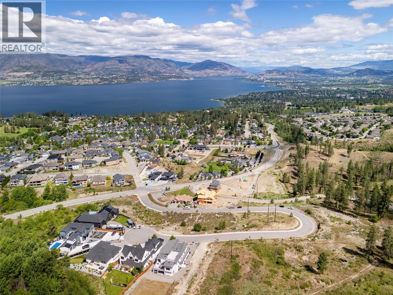 513 Trumpeter Road, Kelowna
