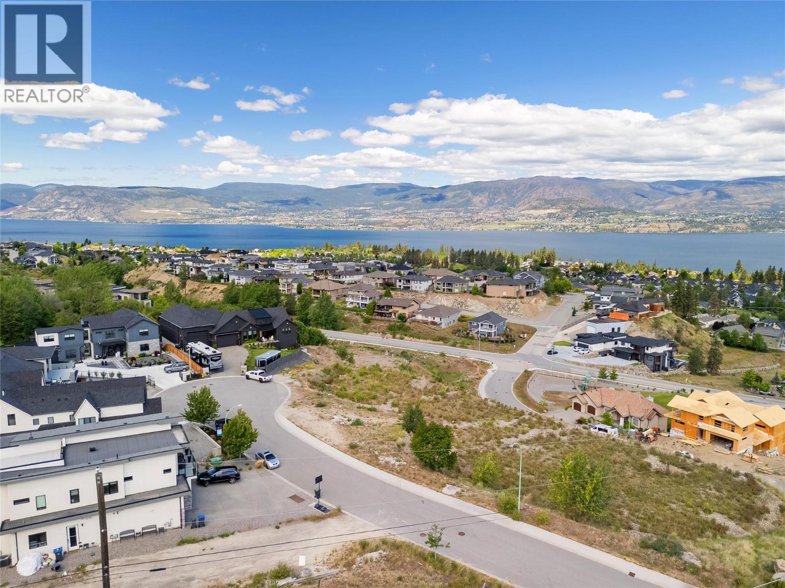 513 Trumpeter Road, Kelowna