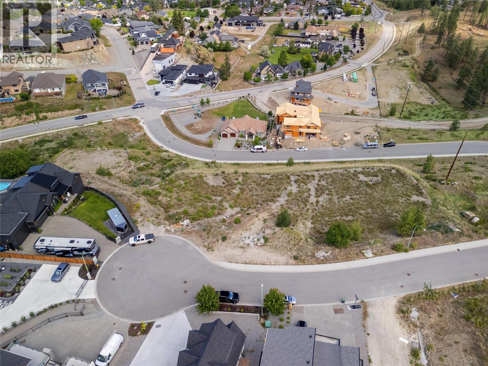 513 Trumpeter Road, Kelowna