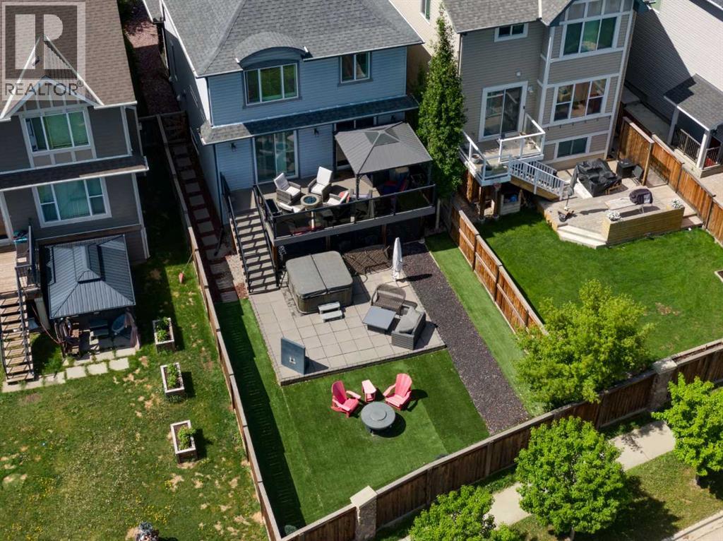 223 Cranarch Terrace SE - 34