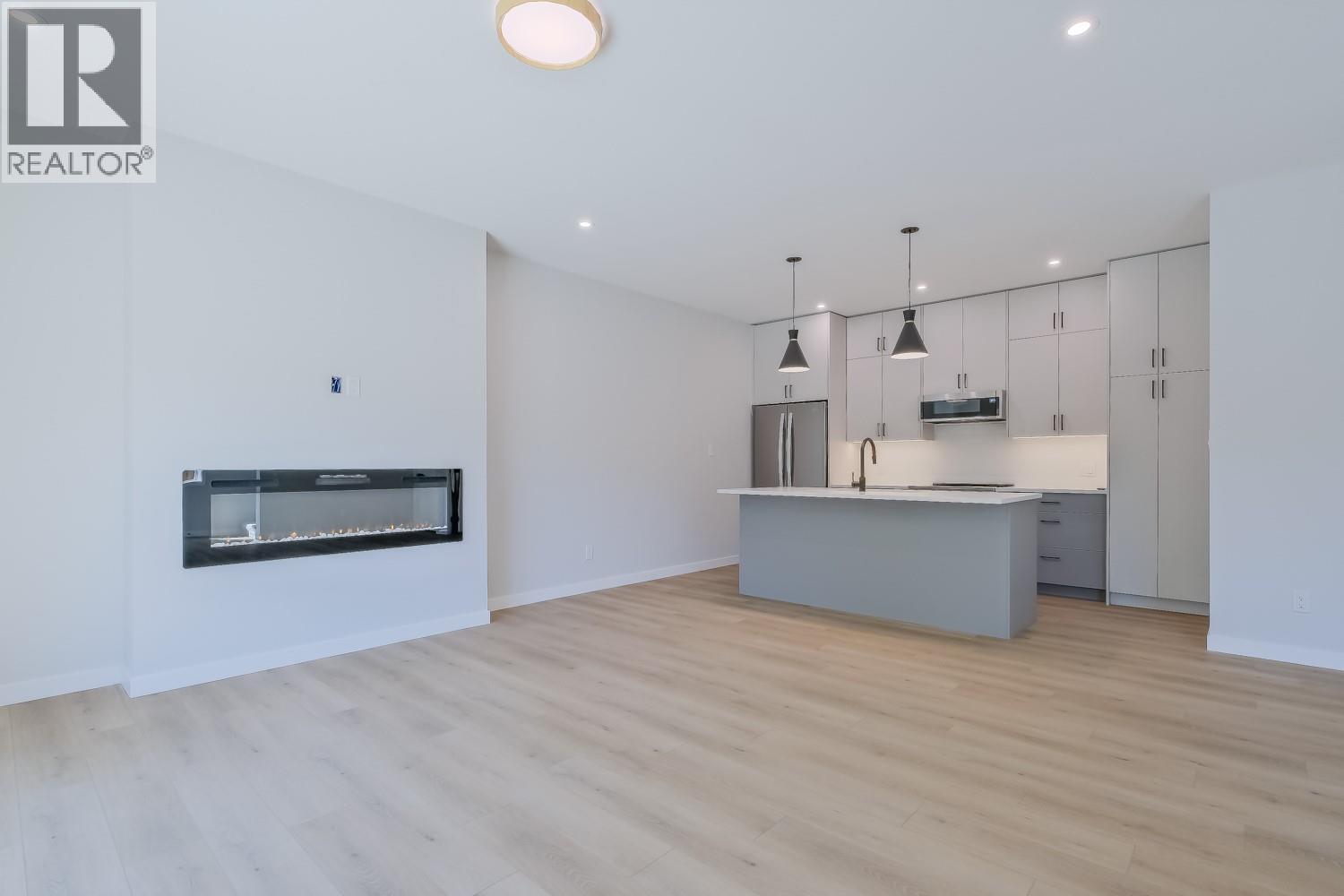 #102 177 KIRKPATRICK Avenue - 7
