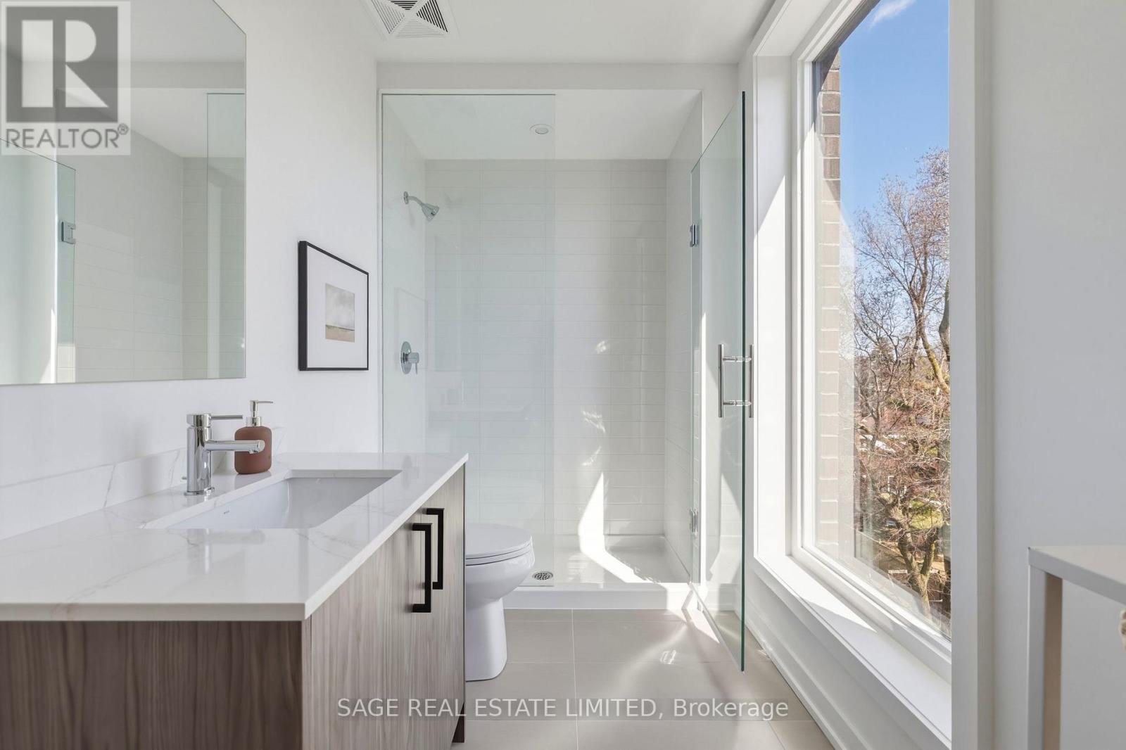 #21 35 BIRCHCLIFF AVENUE - 23
