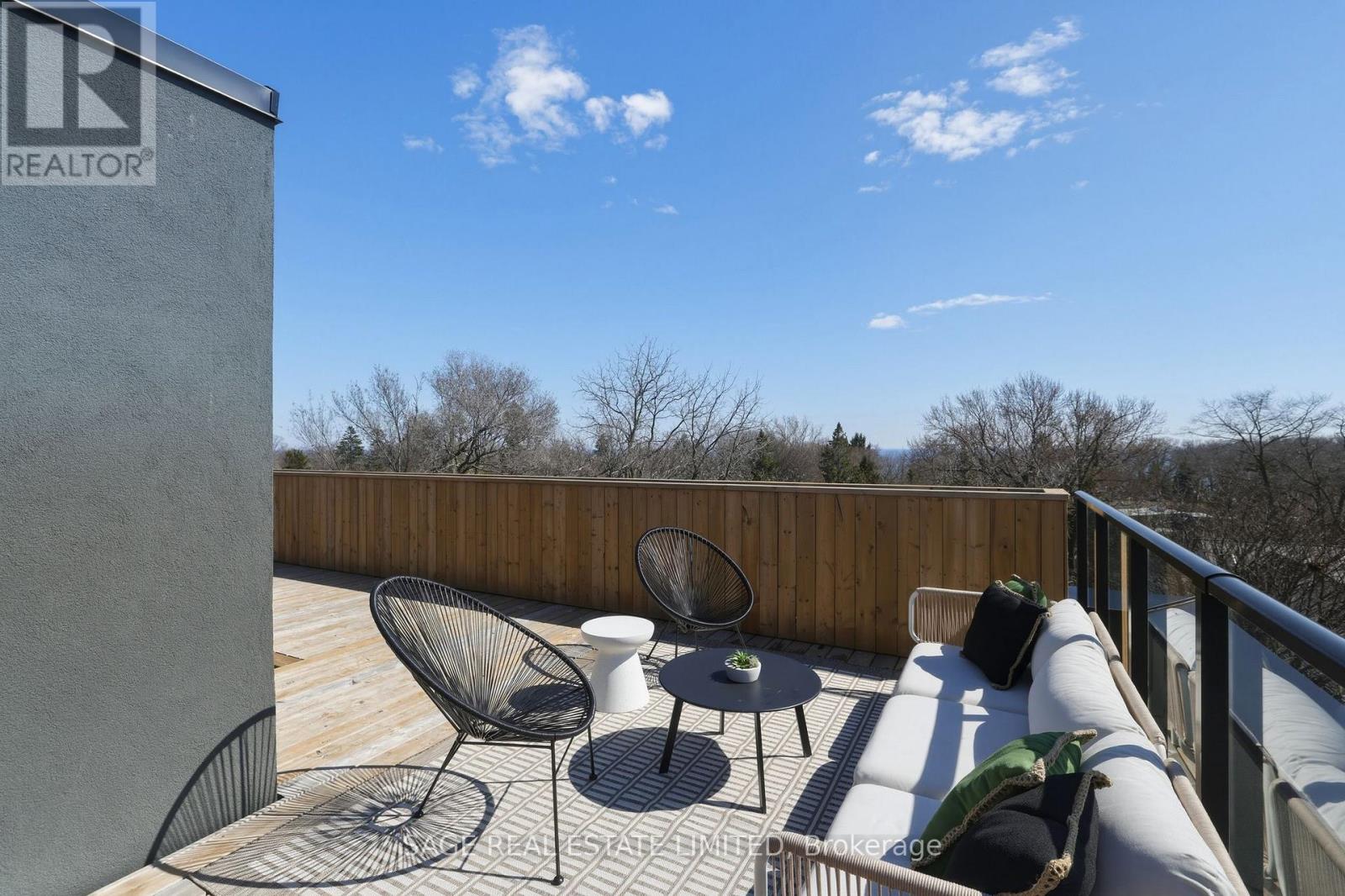 #21 35 BIRCHCLIFF AVENUE - 30