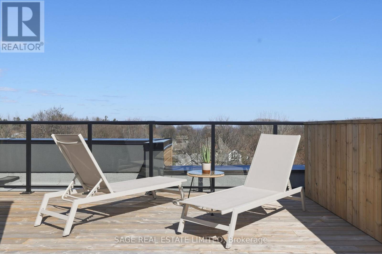 #21 35 BIRCHCLIFF AVENUE - 31