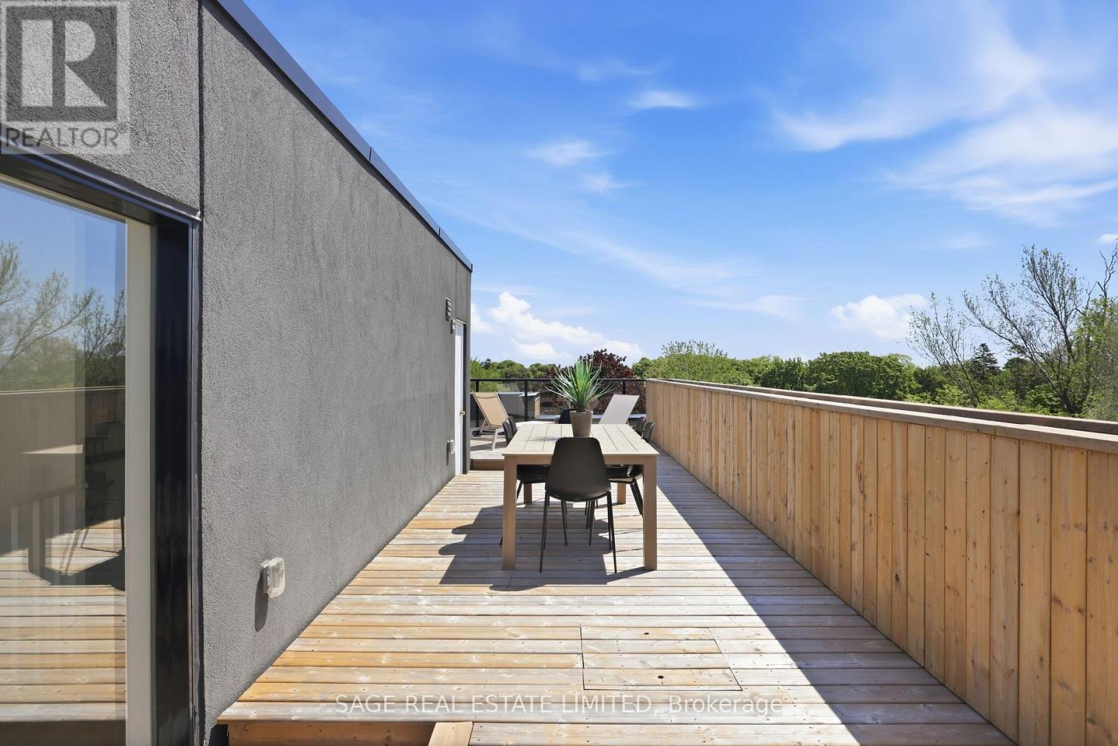 #21 35 BIRCHCLIFF AVENUE - 33