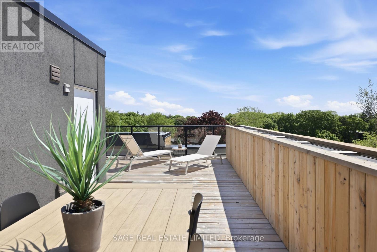 #21 35 BIRCHCLIFF AVENUE - 34