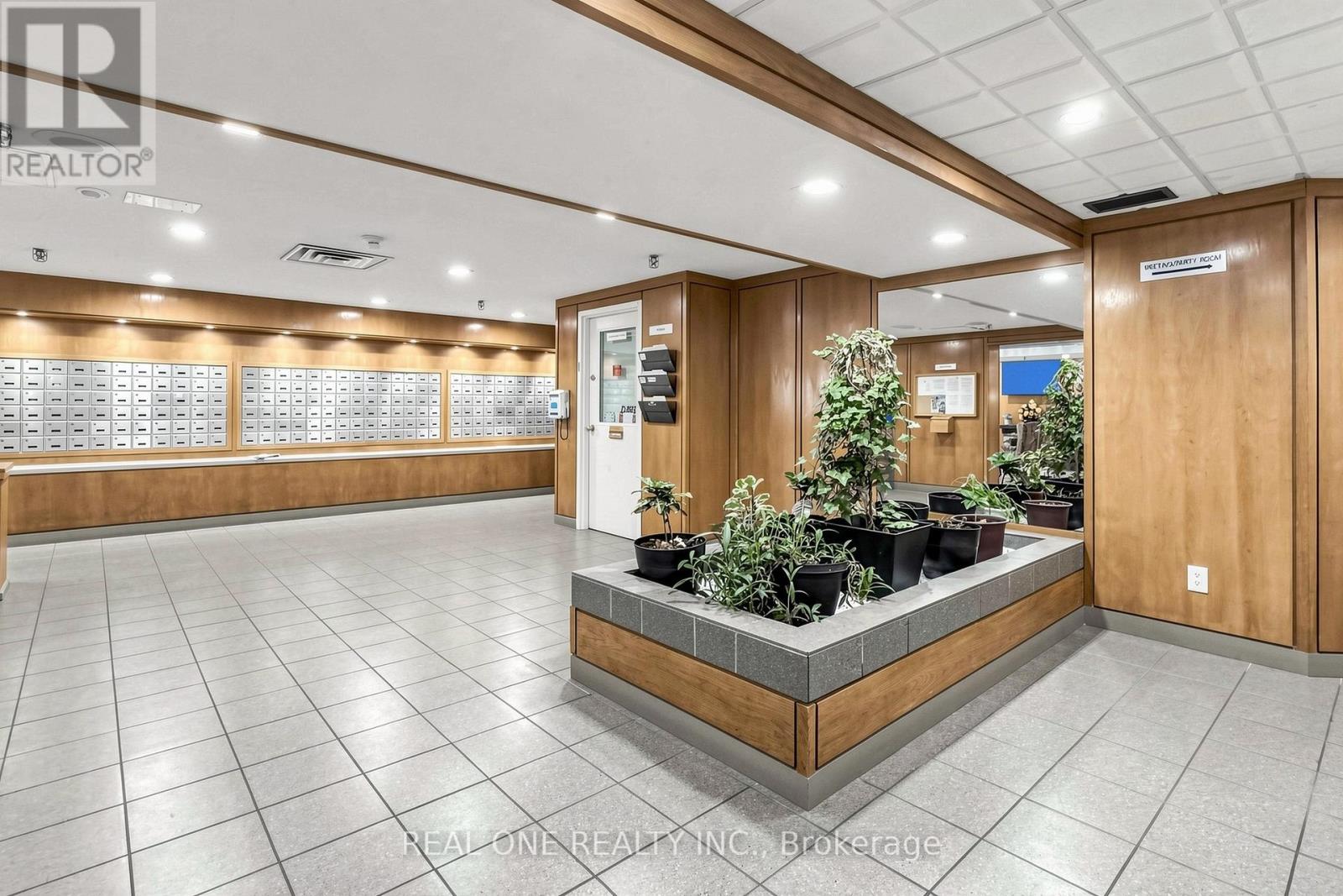#1612 410 MCLEVIN AVENUE - 6