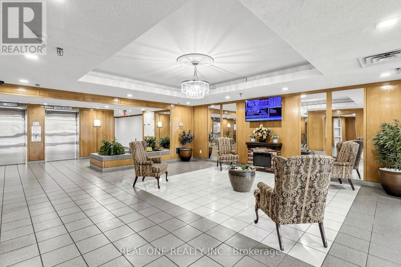#1612 410 MCLEVIN AVENUE - 5