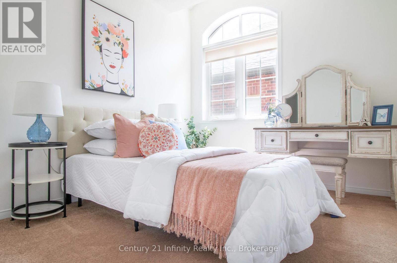 1020 BYRON STREET N - 33