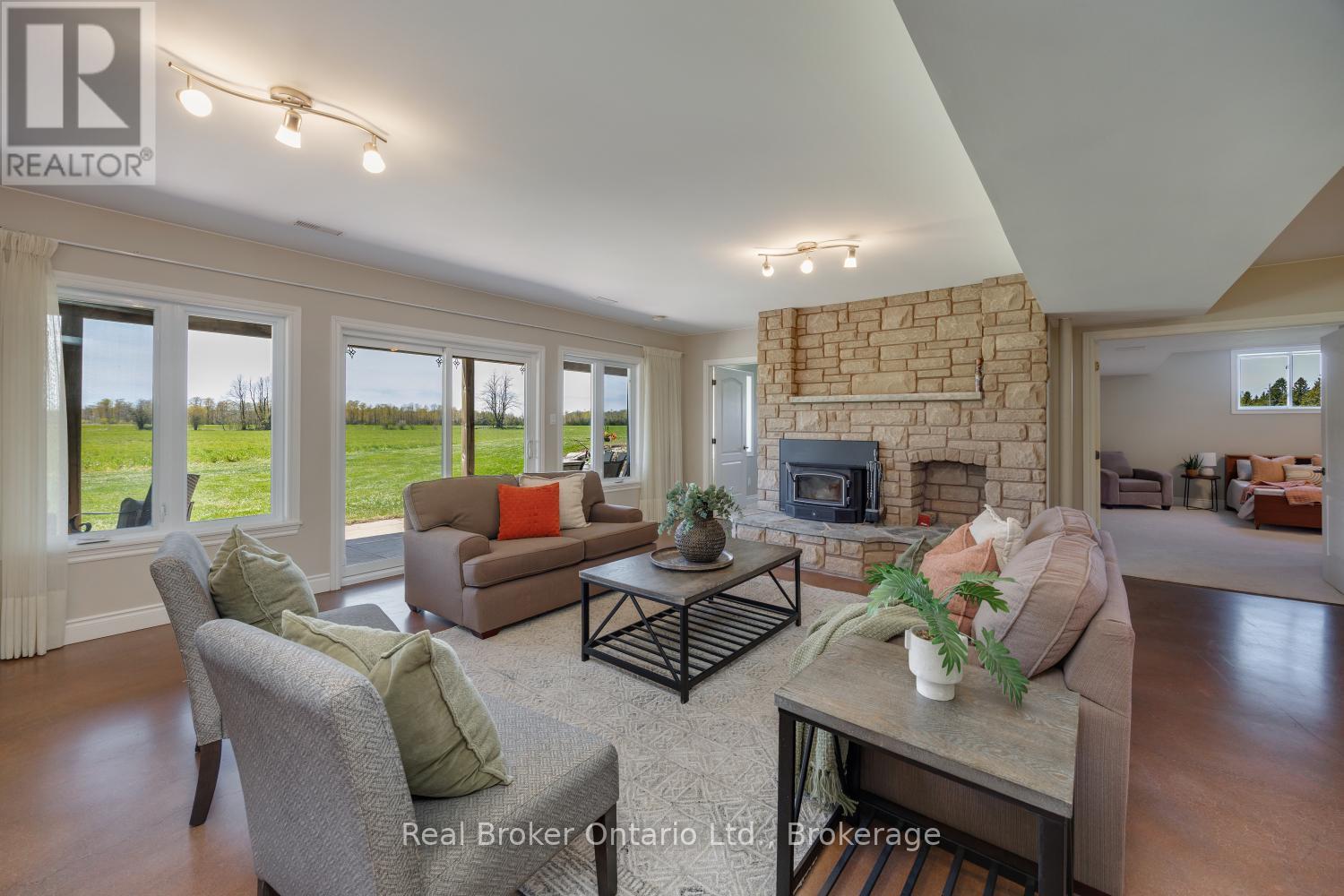 4186 GREEN ROAD - 32